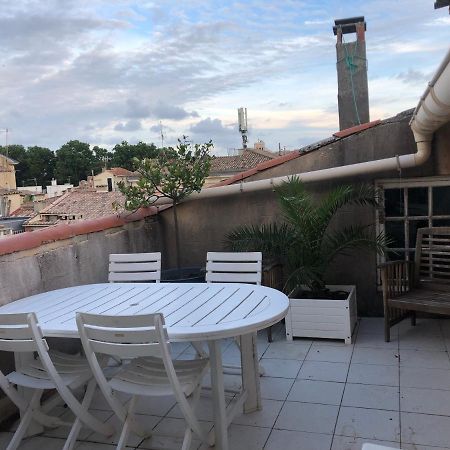 Terrasse tropézienne centre Nîmes Esterno foto
